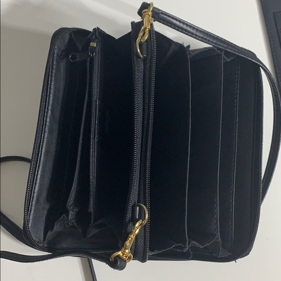 Vintage Carry All Vegan Leather Rosetti Crossbody bag black solid travel bag - Picture 3 of 5